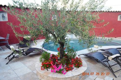 Peyruis France Hotel