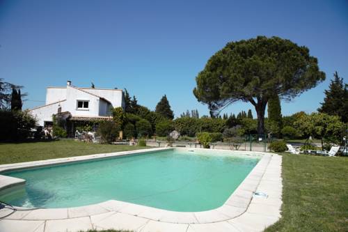 Arles Código Promocional de Francia Booking.com