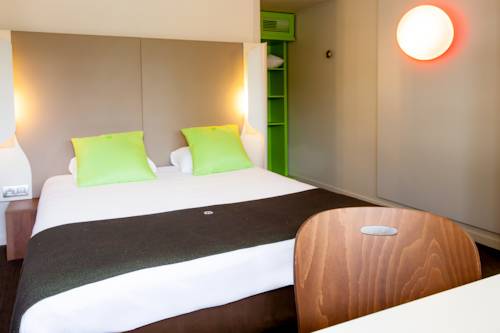 Beaucouzé France code promo hôtel booking.com