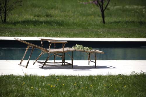 Lourmarin France code promo hôtel booking.com