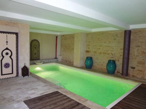 Bagnols Frankreich Promo-Code Booking.com