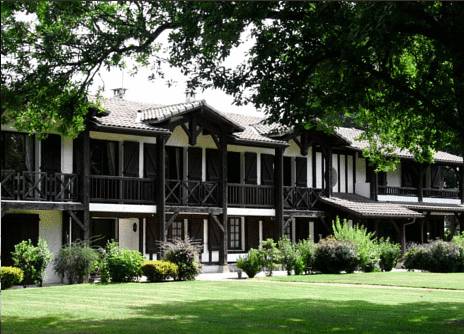 Säbel Frankreich Promo-Code Booking.com