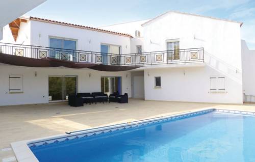 Saint-Gilles France code promo hôtel booking.com