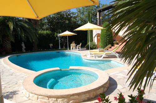 Tourrettes-sur-Loup France Promo Code Booking.com
