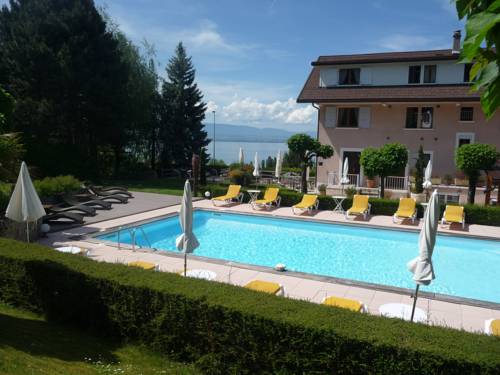 Evian-les-Bains Código Promocional de Francia Booking.com