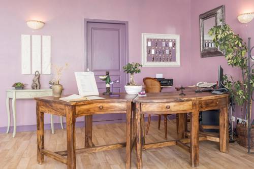 Rochefort Frankreich Promo-Code Booking.com