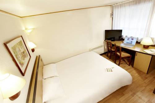 Saint-Denis France code promo hôtel booking.com