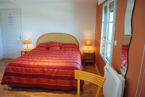 Saint-Méloir-des-Ondes France Hotel