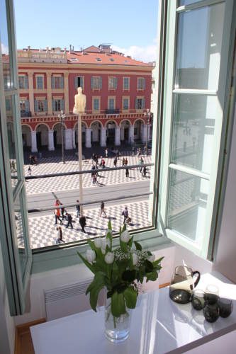 Niza Código Promocional de Francia Booking.com