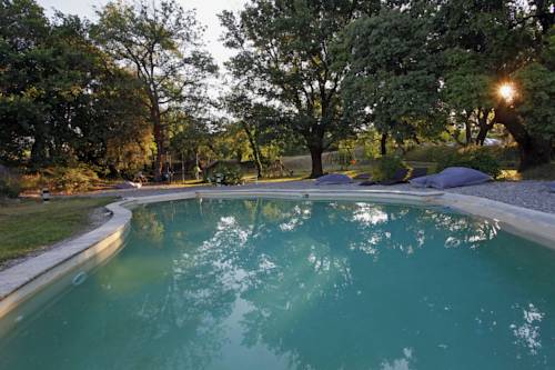 Puyvert Frankreich Promo-Code Booking.com