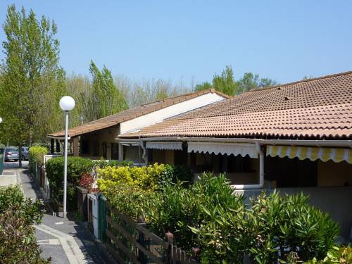 Saint-Cyprien France Promo Code Booking.com