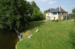 Chateauneuf-sur-Sarthe France Hotels