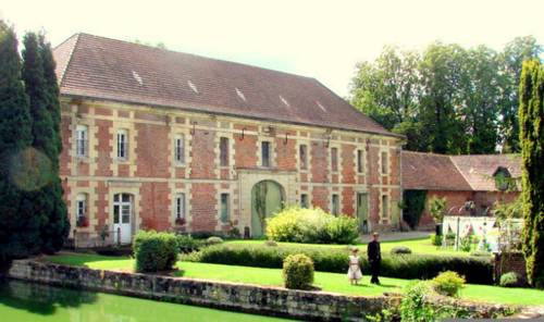 Quesmy Frankreich Promo-Code Booking.com