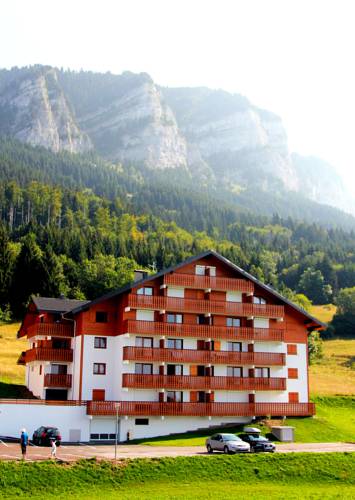 Thollon-Les-Mémises France code promo Booking.com