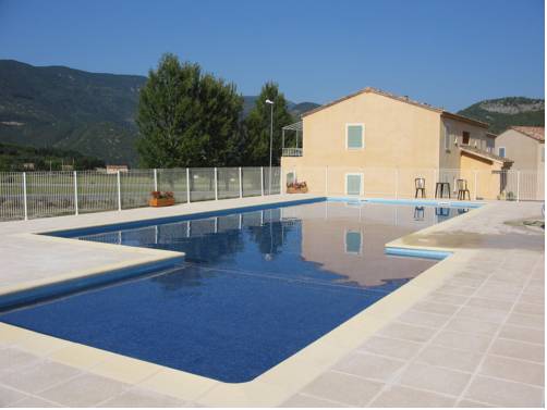 Montbrun-Les-Bains Código Promocional de Francia Booking.com