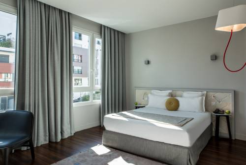 Suresnes Código Promocional de Francia Booking.com