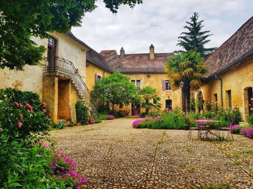 Villamblard France Promo Code Agoda.com