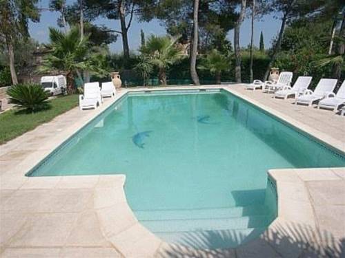 La Roquette-sur-Siagne France Hotel