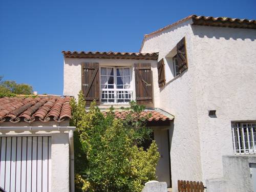 Fréjus France code promo Booking.com